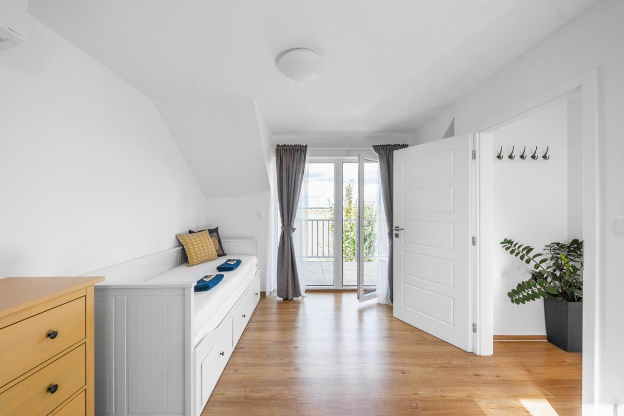 Apartman Ema Dolní Dunajovice Exterior photo